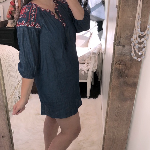 Flying Tomato Dresses & Skirts - Flying Tomato small chambray embroidered dress
